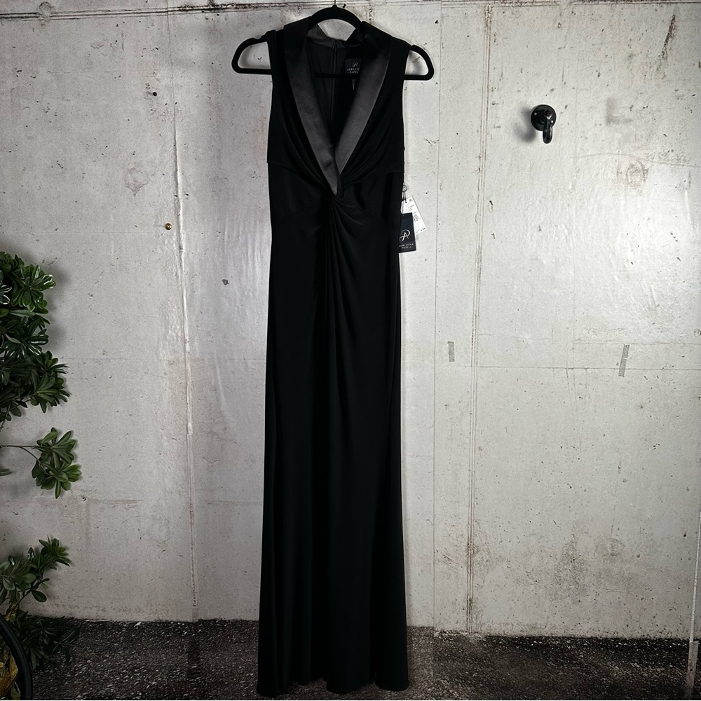 Adrianna Papell Long Black Tuxedo ‎ Dress Size 2 formal evening gown prom